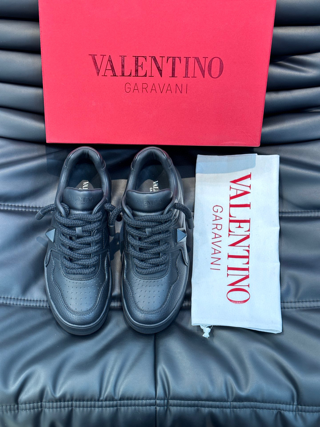 Valentino One Stud XL