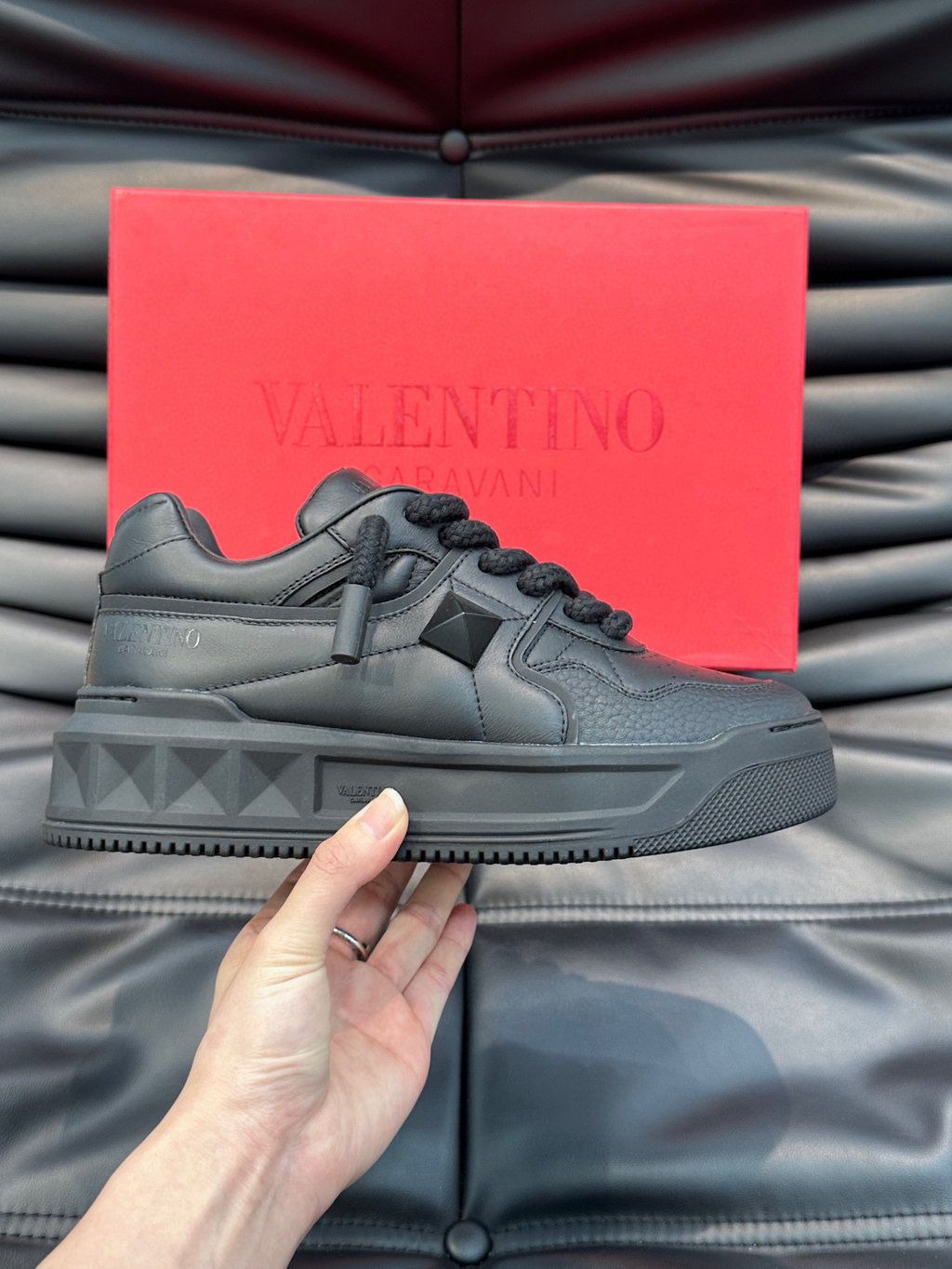 Valentino One Stud XL