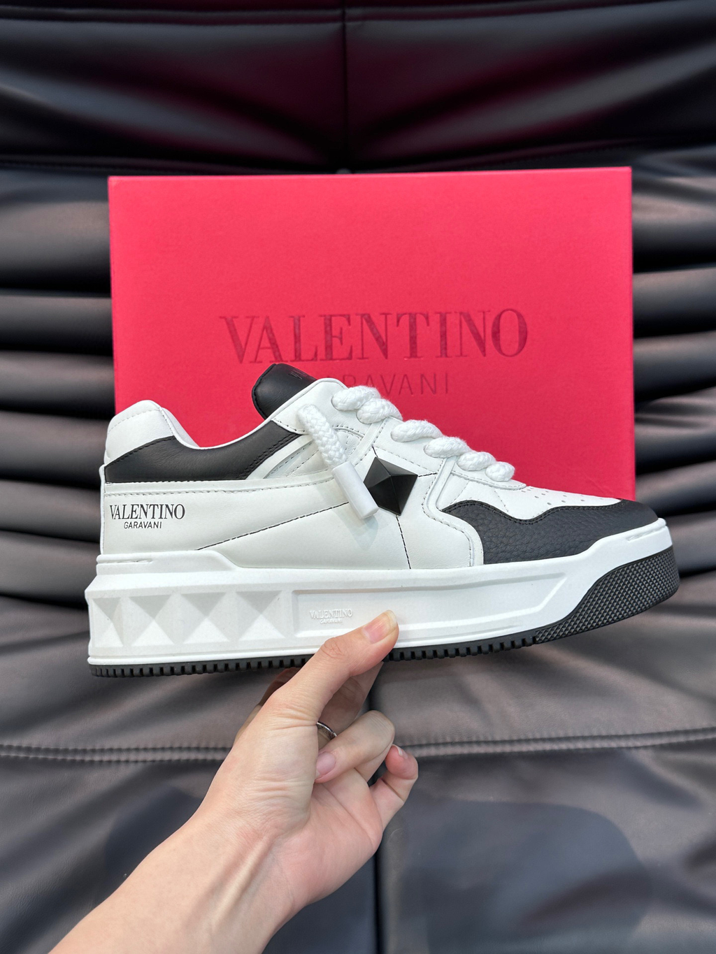 Valentino One Stud XL