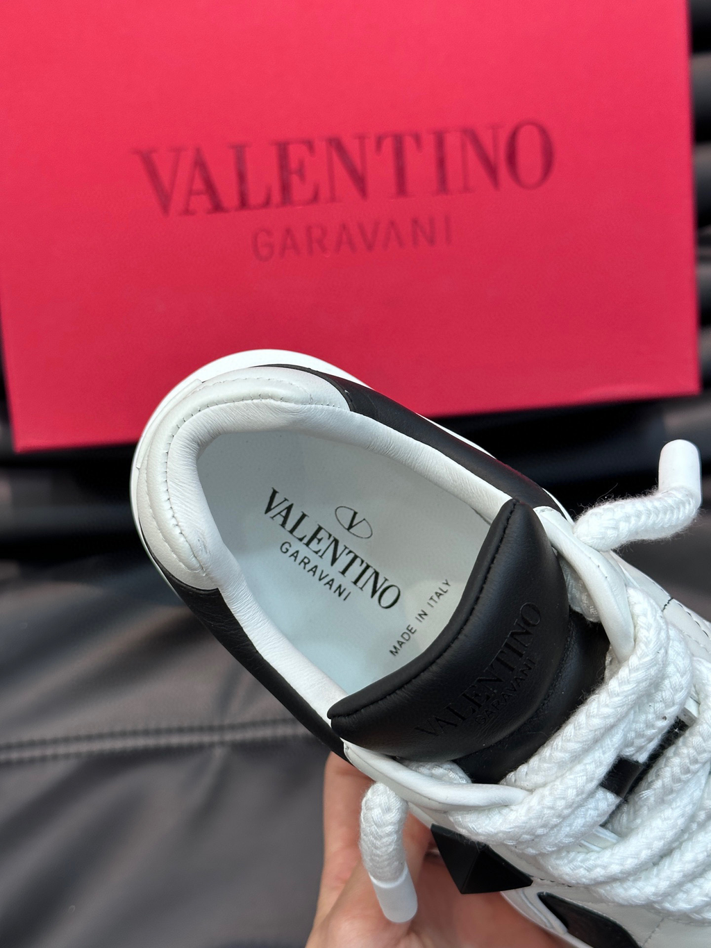 Valentino One Stud XL