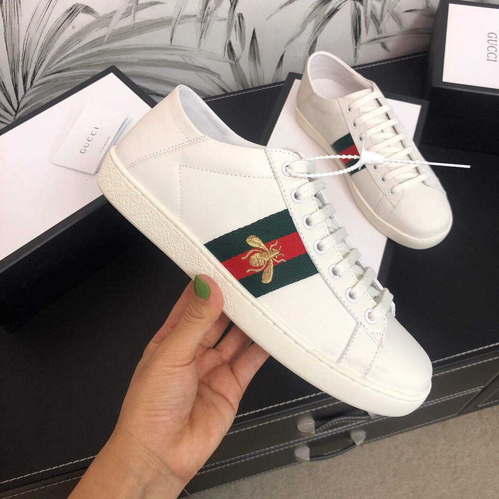 Gucci Ace con ricamo Ape