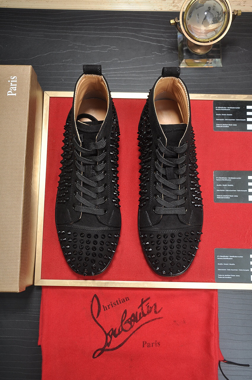 Louboutin Lou Spikes