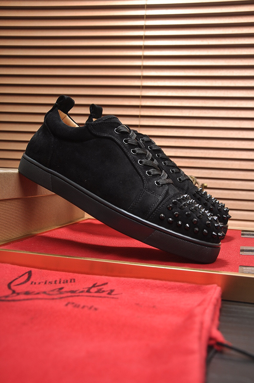 Louboutin Louis Junior Spikes