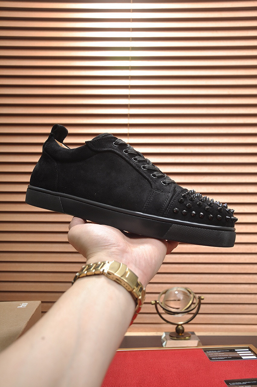 Louboutin Louis Junior Spikes