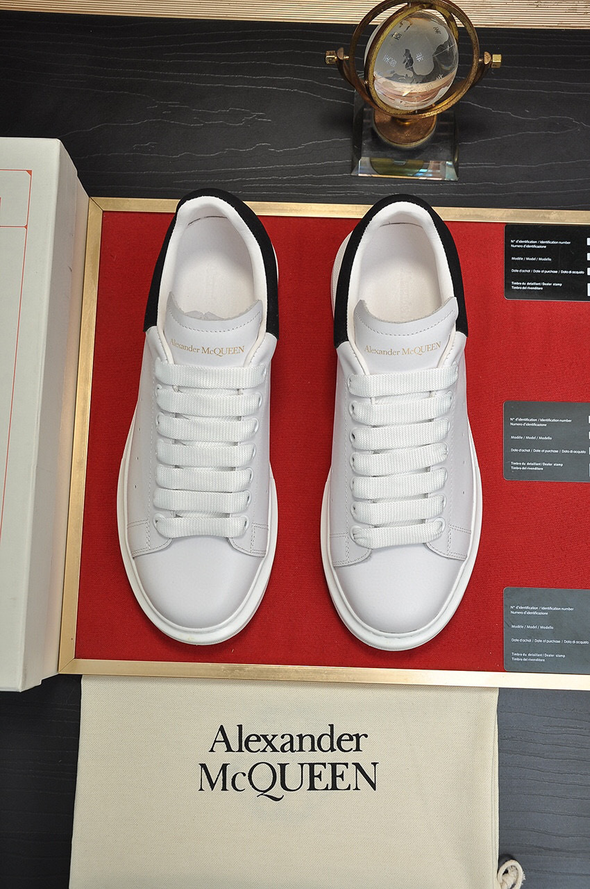 Alexander McQueen Oversized Sneaker