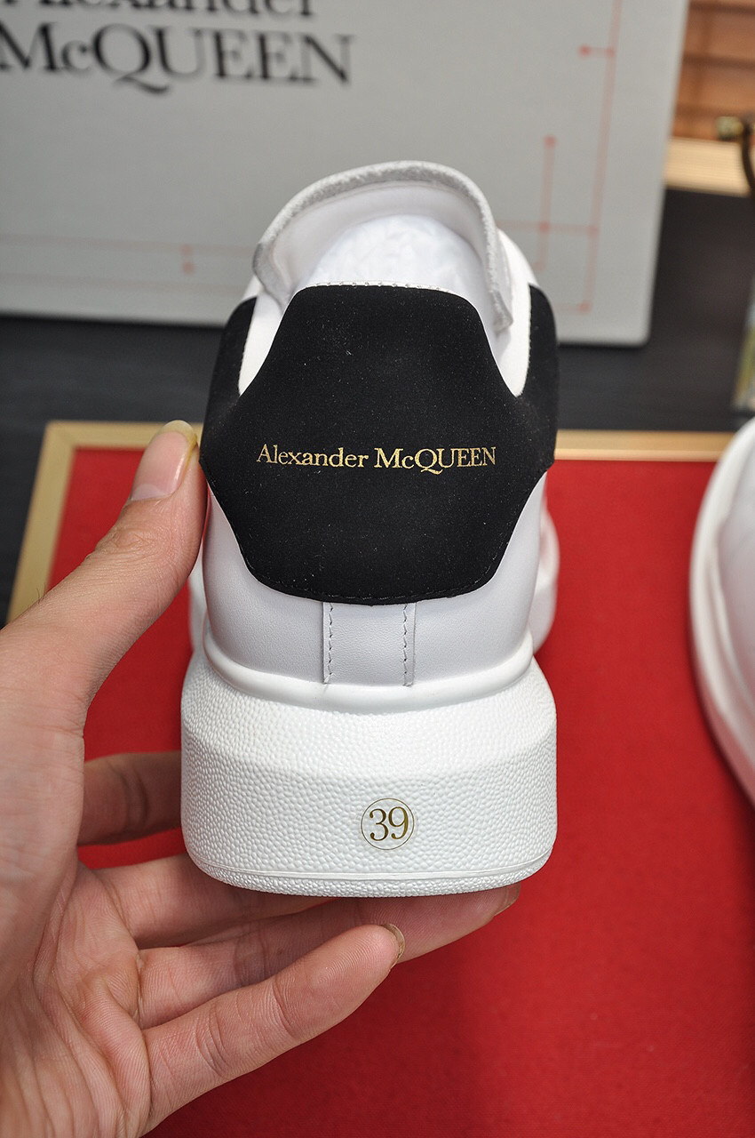Alexander McQueen Oversized Sneaker