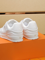 Louis Vuitton Trainer (Bianche)