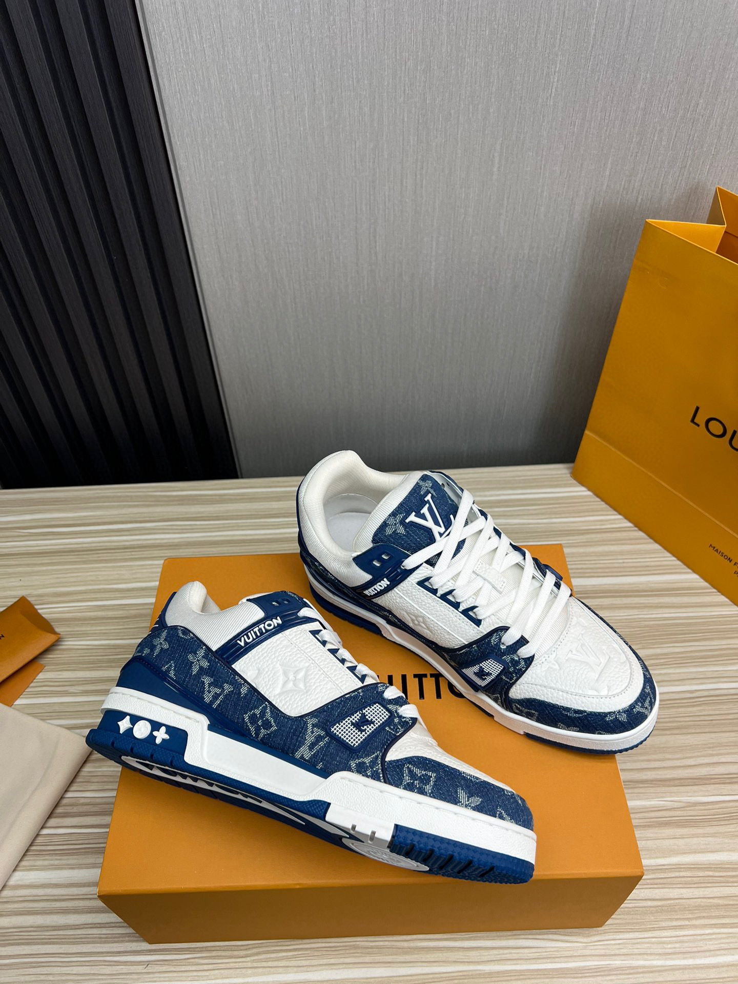 Louis Vuitton Trainer (Blu)