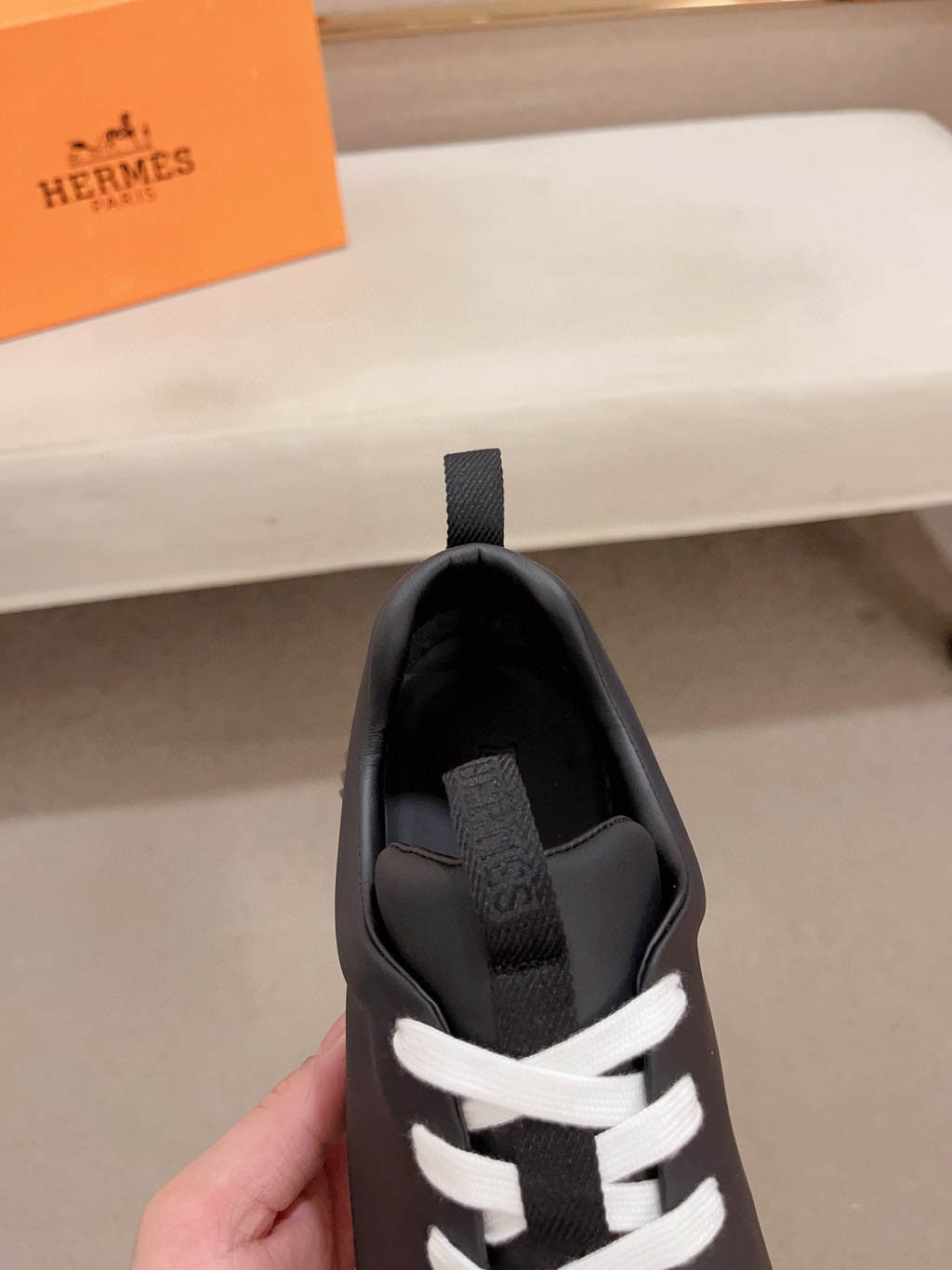 Hermes Jump (Nere)